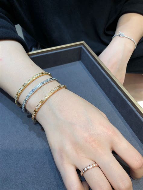 cartier thin love bracelet diamonds